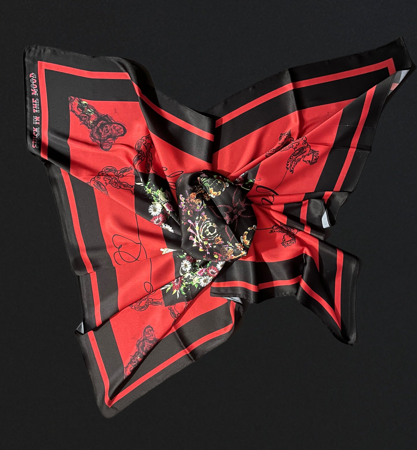 BlackReds Love Scarf
